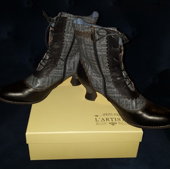 (SOLD) L'Artiste Bootie - Picture 6 of 8